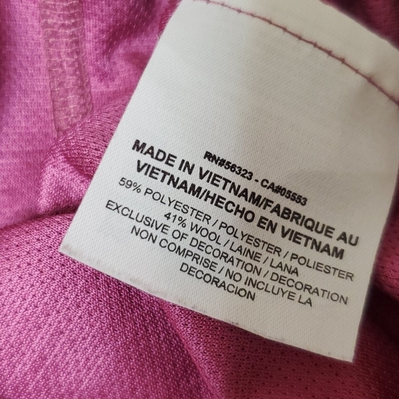 Nike Dri-Fit Off the Shoulder Top - Picture 7 of 9